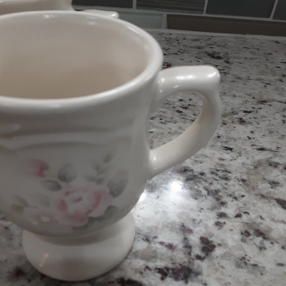 Vintage Pfaltzgraff Tea Rose Footed Coffee Mug Set - Picture 6 of 6
